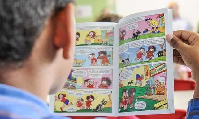 Alunos de Morro Agudo recebem material do Programa Pet São Paulo