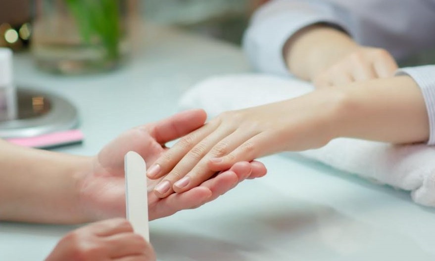Saiba como prevenir doenças e contaminações no salão de beleza
