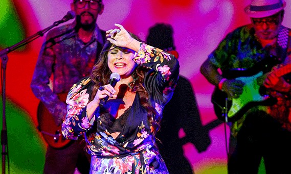 Fafá de Belém se apresenta em Franca neste sábado, 30, com releituras da carreira