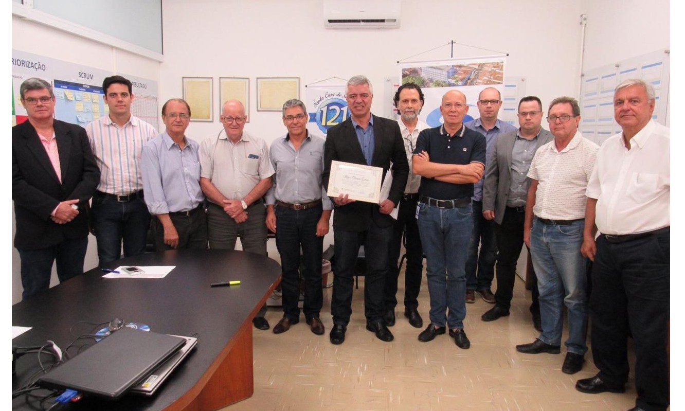 Senador Major Olímpio visita Santa Casa de Franca e ouve demandas da diretoria