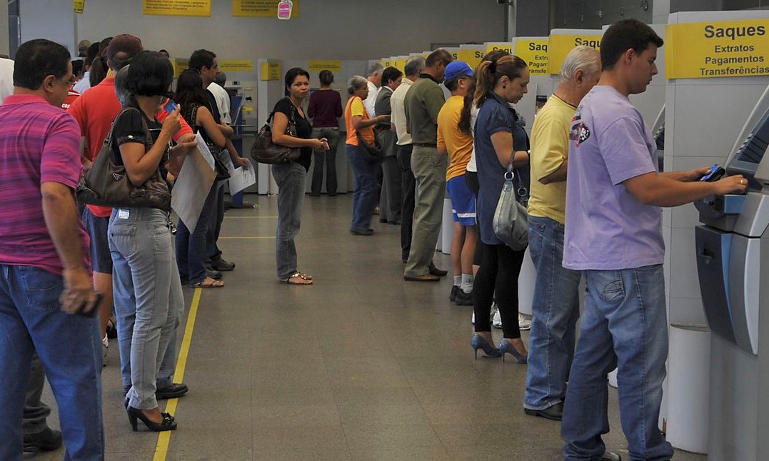 Carnaval: agências bancárias voltam a funcionar só na 4ª feira, 06