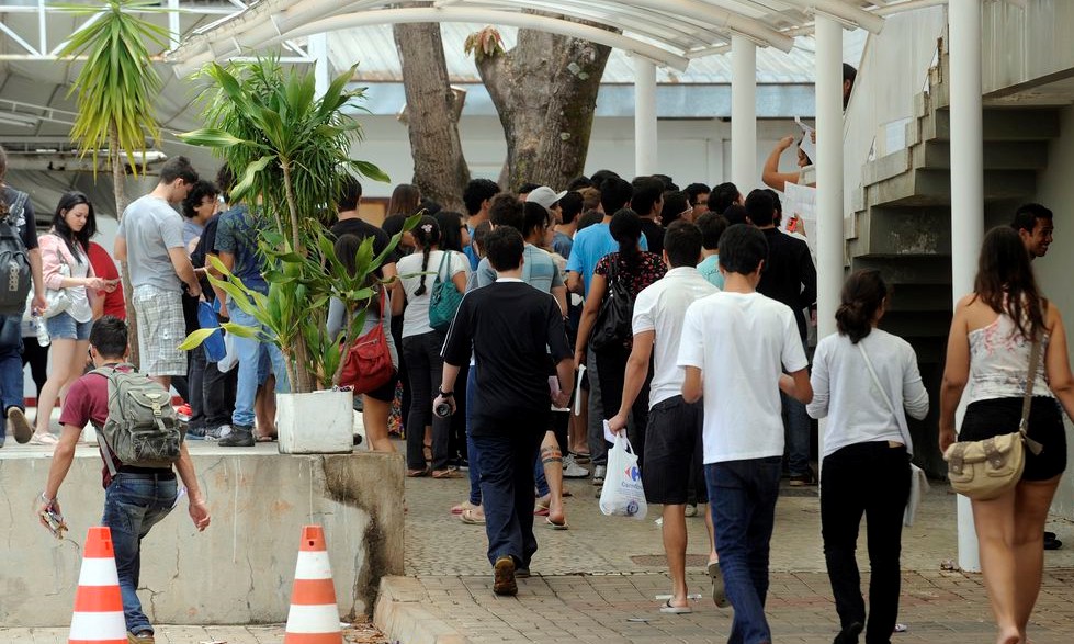 Mais de 2,1 milhões de estudantes já pediram isenção no Enem 2019