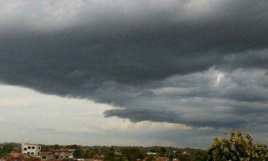Franca tem domingo, 07 de abril, nublado e com chuva a qualquer hora
