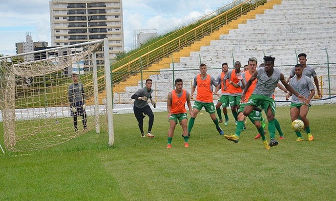 Diretoria da Francana realiza coletiva nesta sexta, 05, para anunciar patrocinadores
