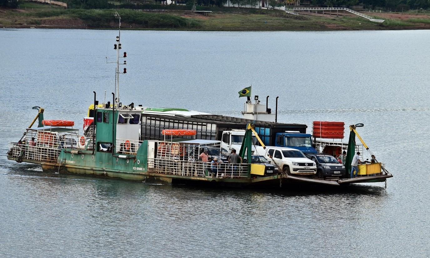 Prefeitura decreta situação de emergência no uso da balsa para Cássia