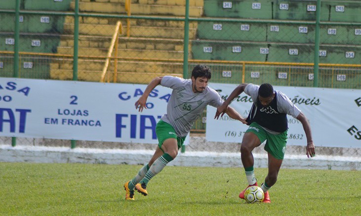 Francana tenta manter média de gols e continuar invicta no Lanchão