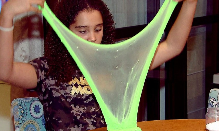 Slime com bórax pode provocar queimaduras e intoxicação – entenda