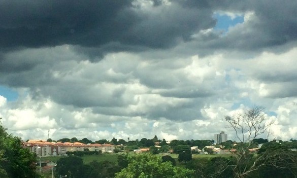 Sexta-feira, 10 de maio, continua com clima instável e chuva em Franca