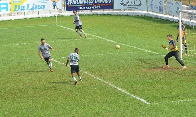 Francana faz três treinos até sábado para o jogo contra o Sãocarlense