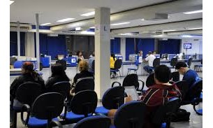 Para agilizar atendimento, Paulo Guedes autoriza Teletrabalho no INSS