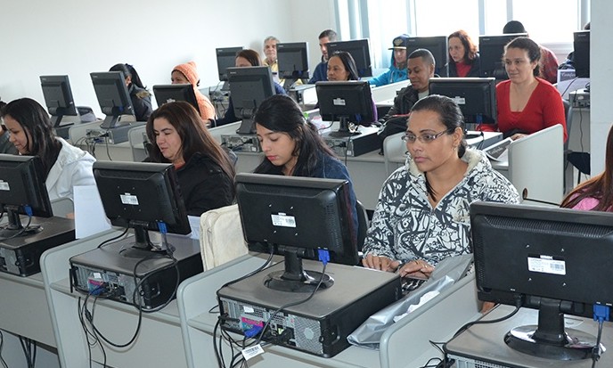Prefeitura de Franca oferece cursos de auxiliar administrativo e informática