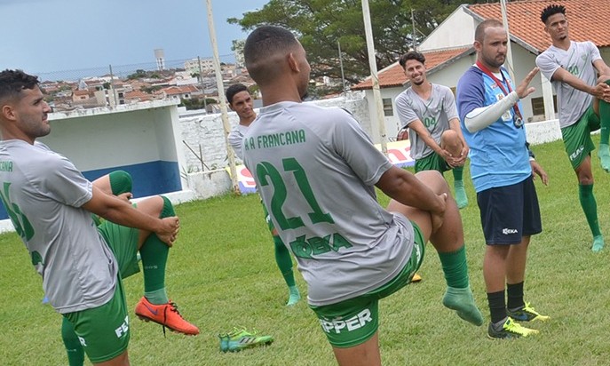 Elenco da Francana se reapresenta nesta terça, 07, e vai treinar em Itirapuã