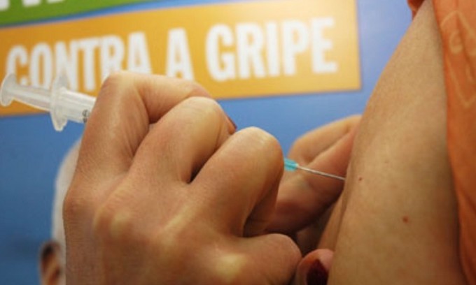 Gripe já matou 99 pessoas no Brasil; vacinação segue até 31 de maio