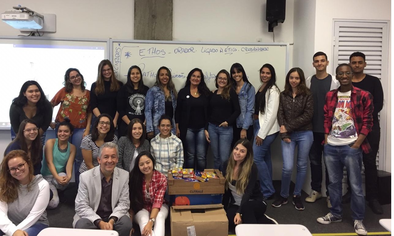 Curso de oratória tem renda revertida para instituto que ajuda pacientes com câncer