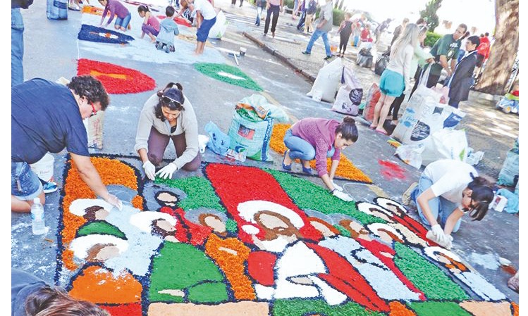 Corpus Christi: celebração que une gerações através dos tempos em Franca