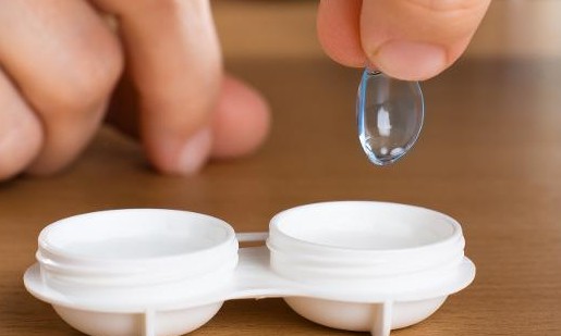 Uso incorreto de lentes de contato pode trazer graves consequências à saúde