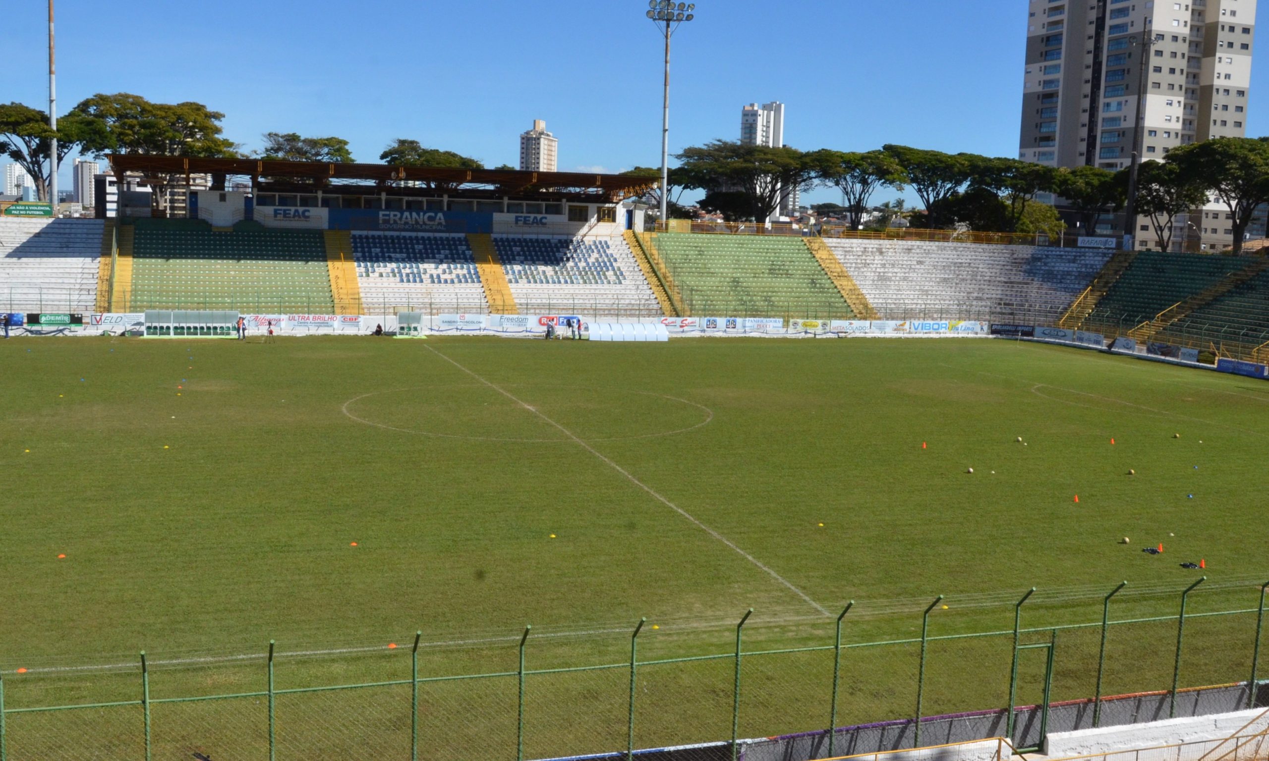 Estádio Lanchão chega à fase final das obras para melhorias em seu interior