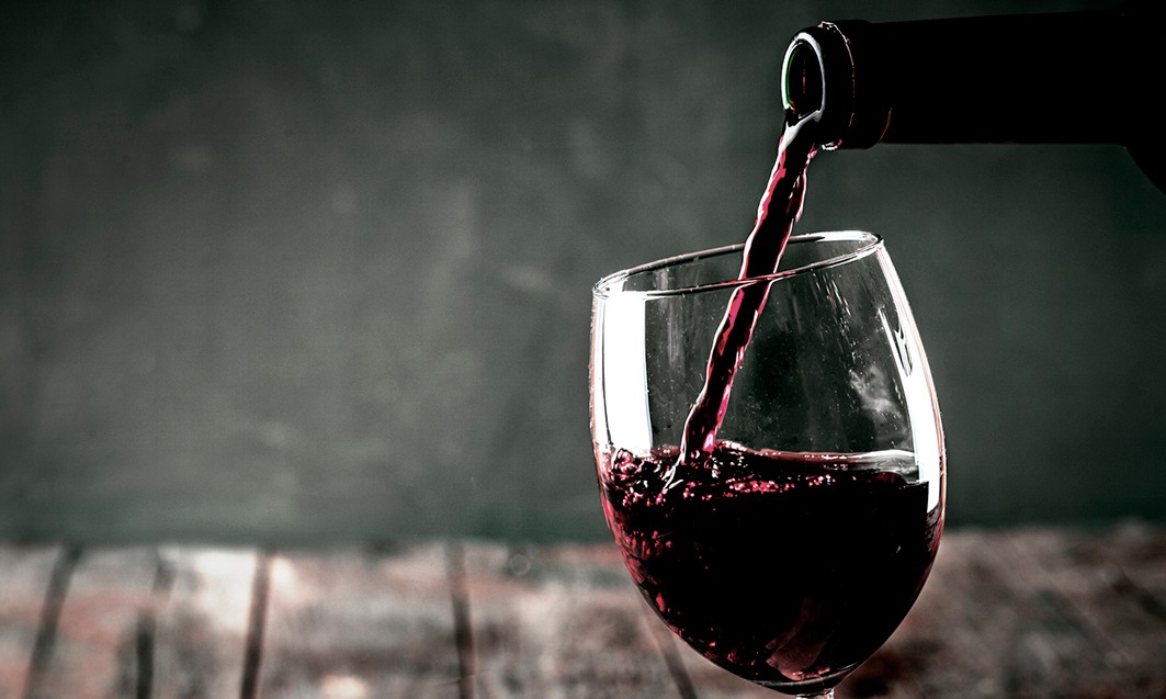 Médicos discutem consumo moderado de vinho e as doenças cardiovasculares