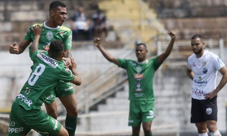 Francana enfrenta neste domingo, 23, às 10h, no Lanchão, a Matonense