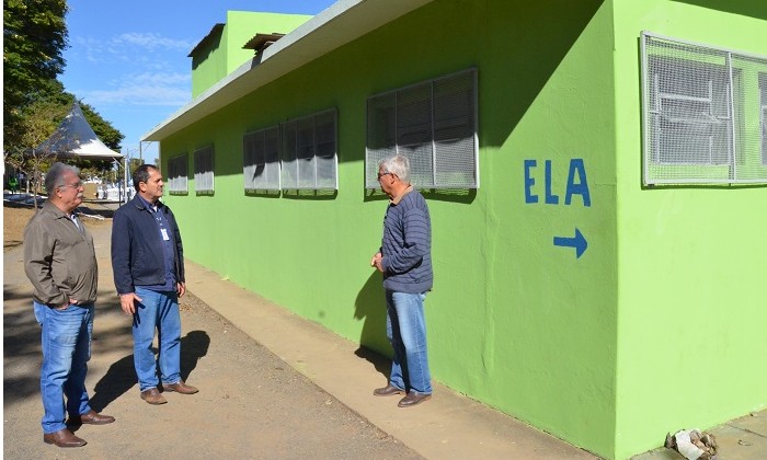 Após queixas, vestiários e sanitários no Poliesportivo passam por revitalização