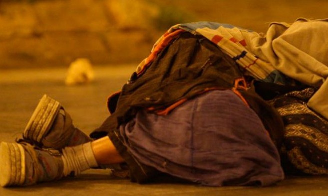 Com frio intenso, Prefeitura de Franca realiza ação em prol de moradores de rua
