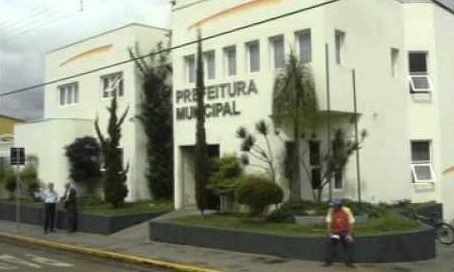 Com vagas em diversas áreas, Prefeitura de Ibiraci confirma concurso este ano