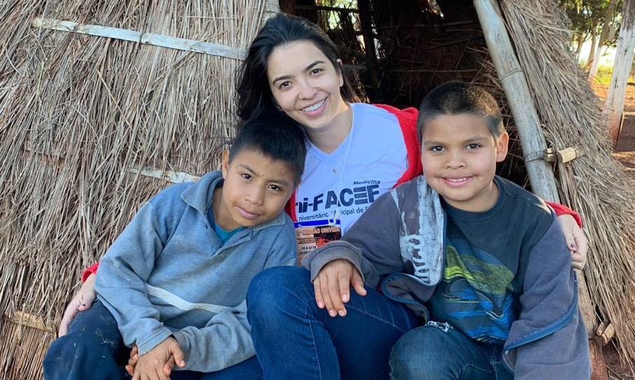 Alunos do Uni-FACEF vão em missão humanitária junto à aldeia indígena