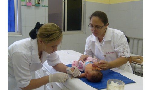 Saúde criou mais de 123 mil postos de trabalho com carteira assinada no Brasil