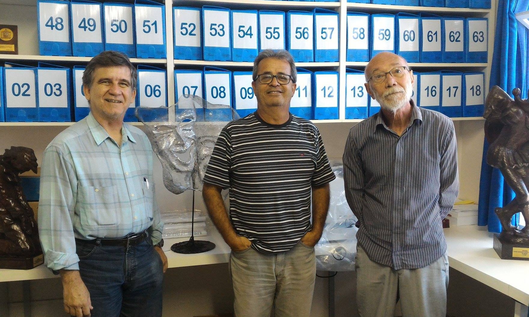 Escritor Ney Vilela visita Museu do Teatro e faz pesquisa em Franca