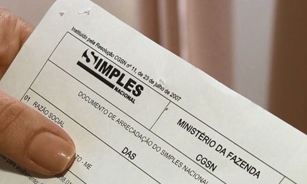 Pequenas empresas têm até segunda, 15, para voltar ao Simples Nacional