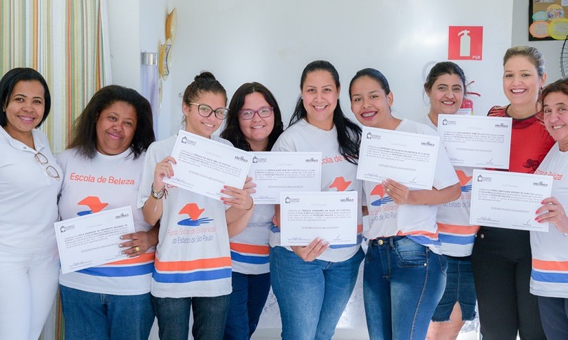Fundo Social de Patrocínio Paulista forma 1ª turma do Curso de Manicure 2019