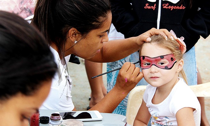 Com festa na Praça Matriz, Centro de Voluntários encerra “Anjos Existem”