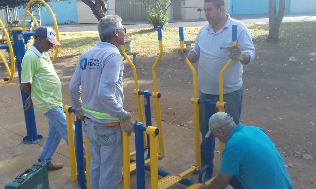 Academias ao ar livre em diversos bairros de Franca passam por manutenção