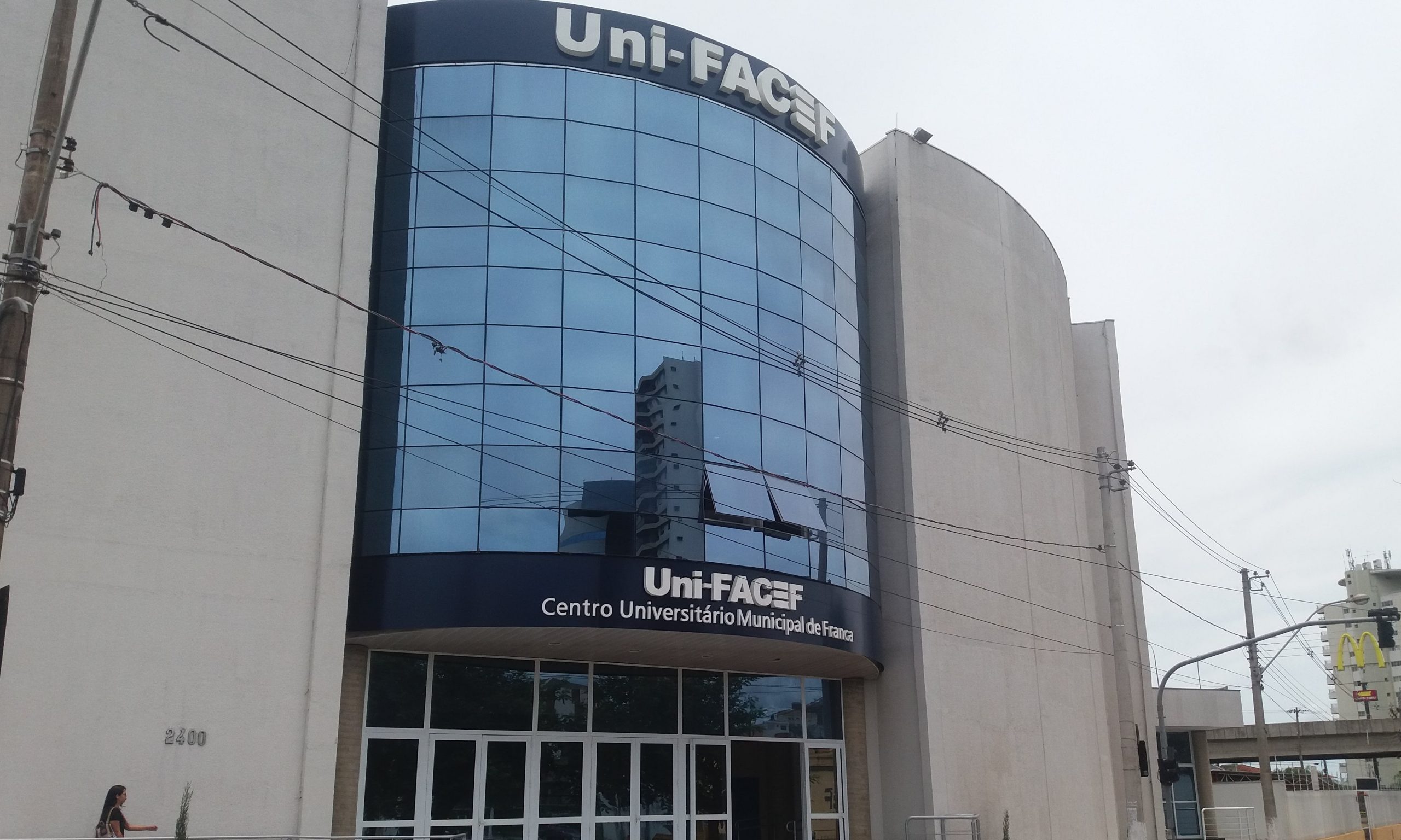Beneficiados com o Bolsa Universidade de 2015 a 2018 serão reavaliados