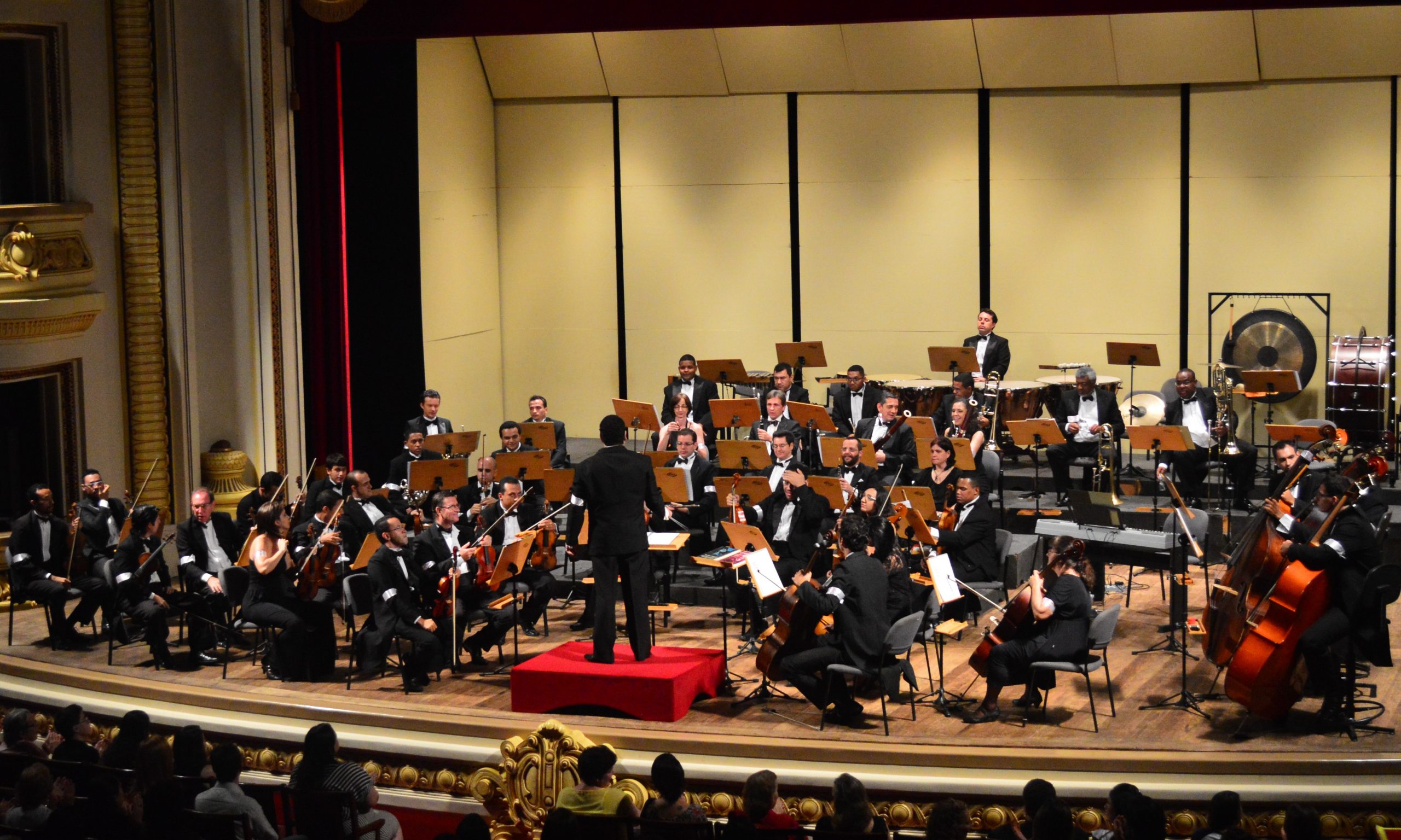 Sinfônica de Ribeirão Preto apresenta no dia 17, Série Concertos Internacionais