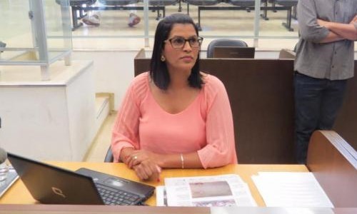 Câmara debate espera
por casas de repouso e viagens do Executivo