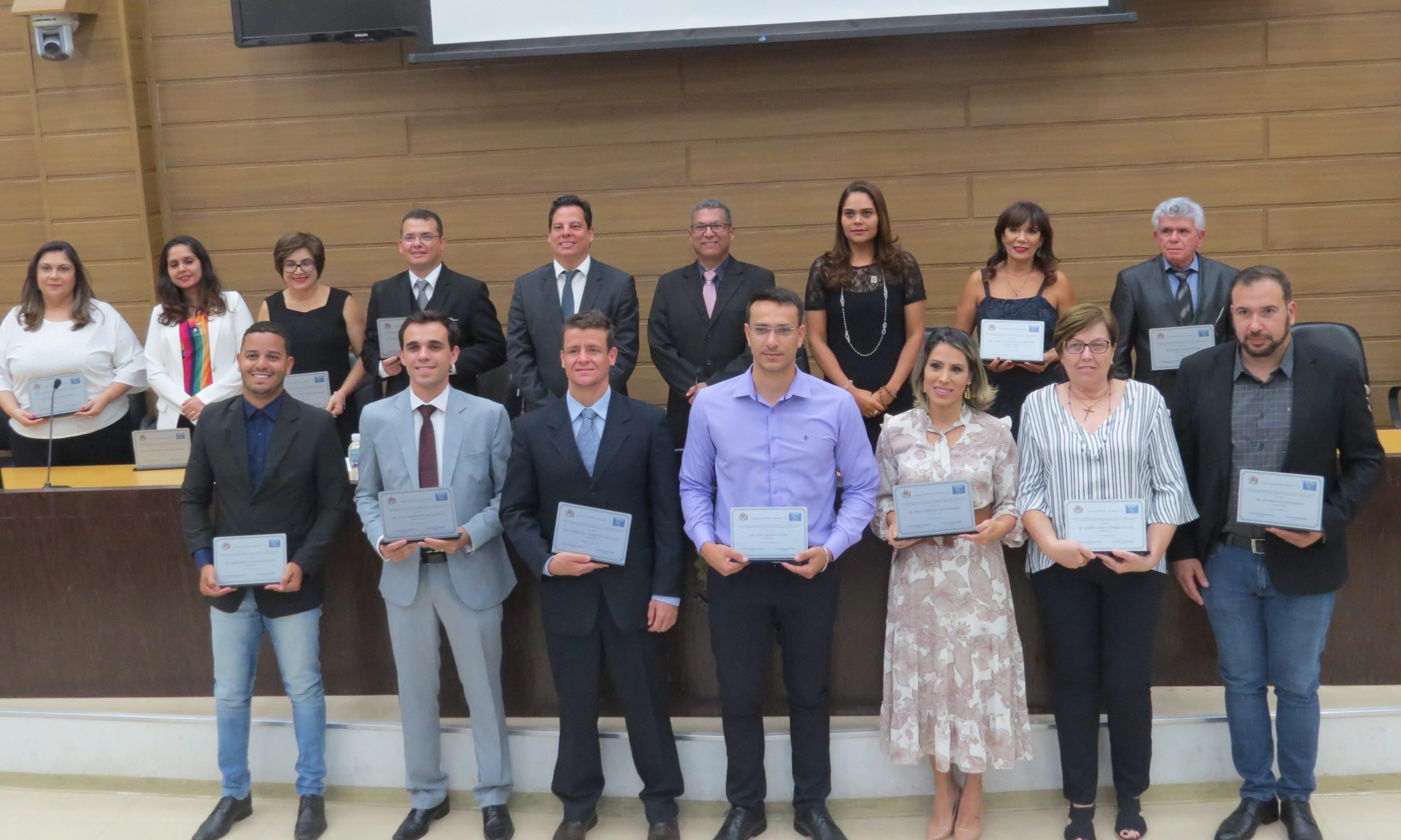 Câmara Municipal presta homenagens celebrando o Dia do Advogado