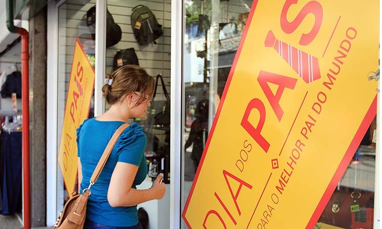Com expectativa menor de vendas, Dia dos Pais deve ser de “lembracinhas”