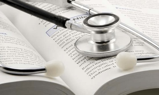 Conselho federal poderá participar de avaliação dos cursos de medicina