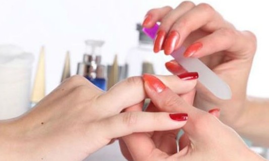 Curso gratuito de Manicure e Pedicure abre inscrições nesta terça, 06, em Franca
