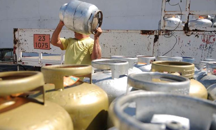 Conselho Nacional aprova fim de preço diferenciado para gás de cozinha