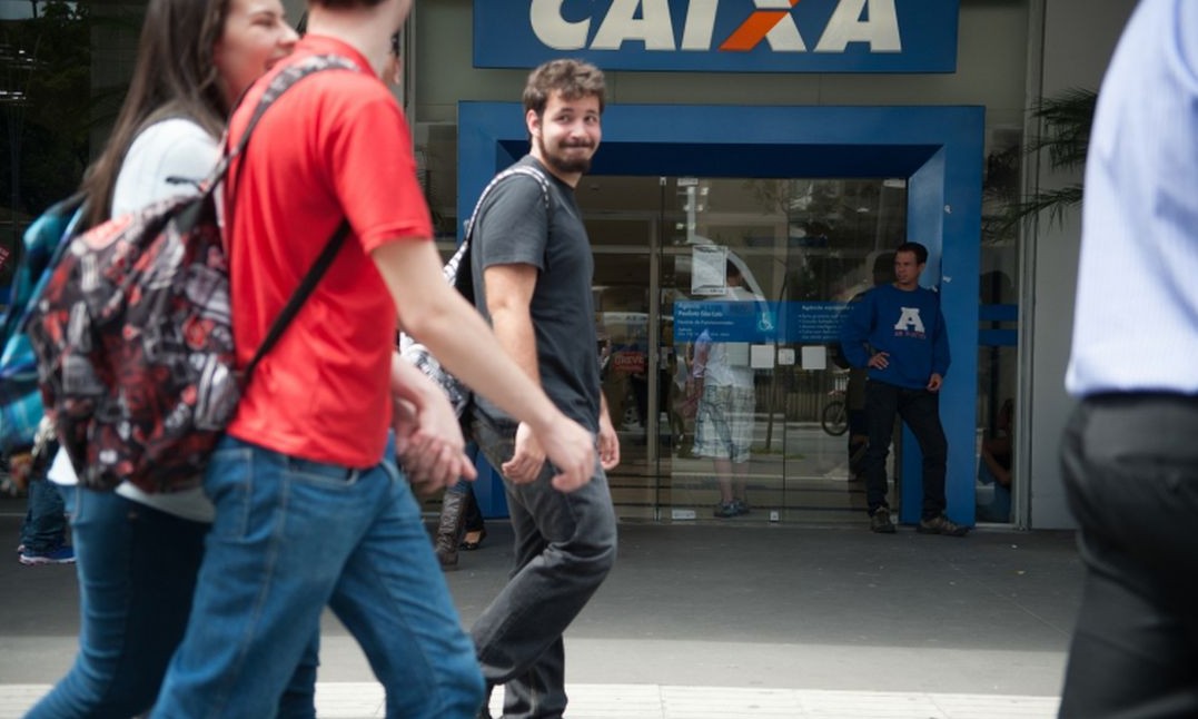 Caixa Econômica Federal divulga calendário de saques do FGTS – confira
