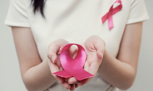 Outubro Rosa: campanha começa em Franca dia 05/10 na praça da Catedral