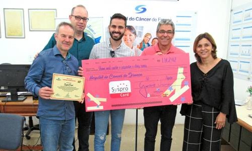 Empresa parceira Sysprocard faz doação para o Hospital do Câncer