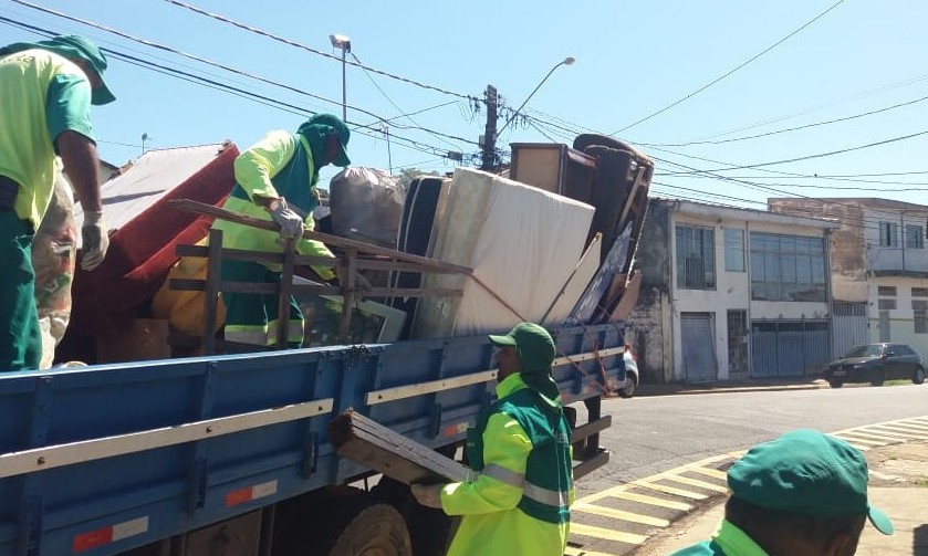 Arrastão de Limpeza recolhe 15 toneladas de inservíveis durante ação em 28 bairros