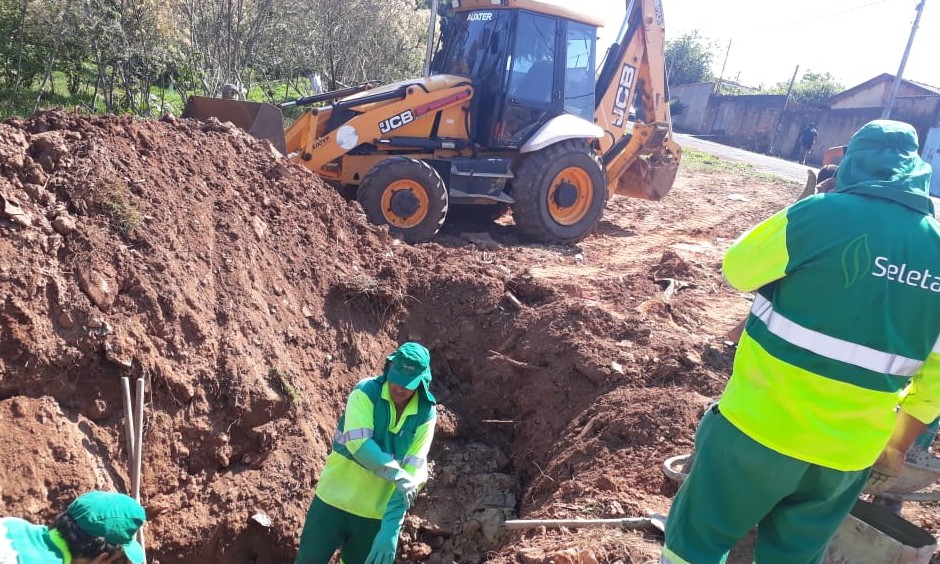 Galerias pluviais recebem manutenção na parte baixa do Jardim Paulistano