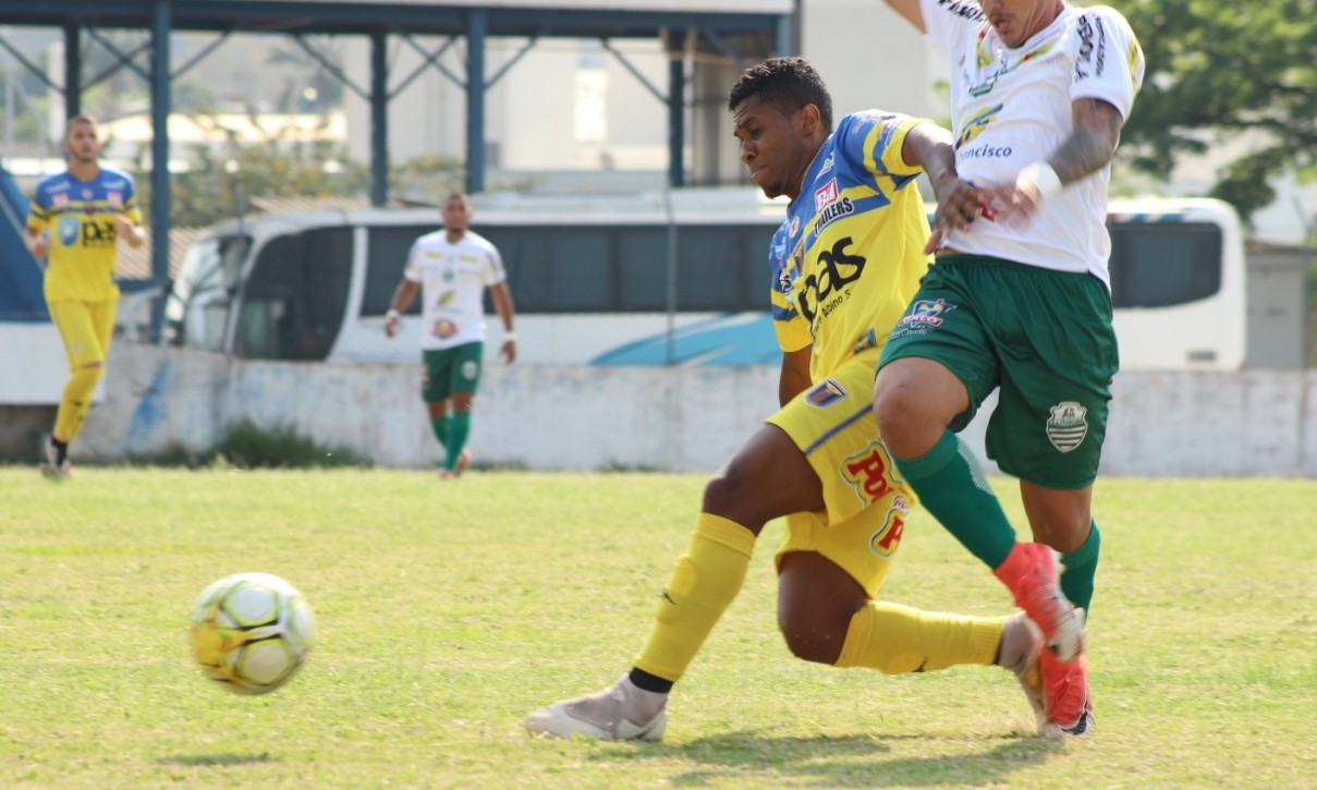 Francana perde jogo e vai buscar classificação em jogo no Lanchão: 0x1