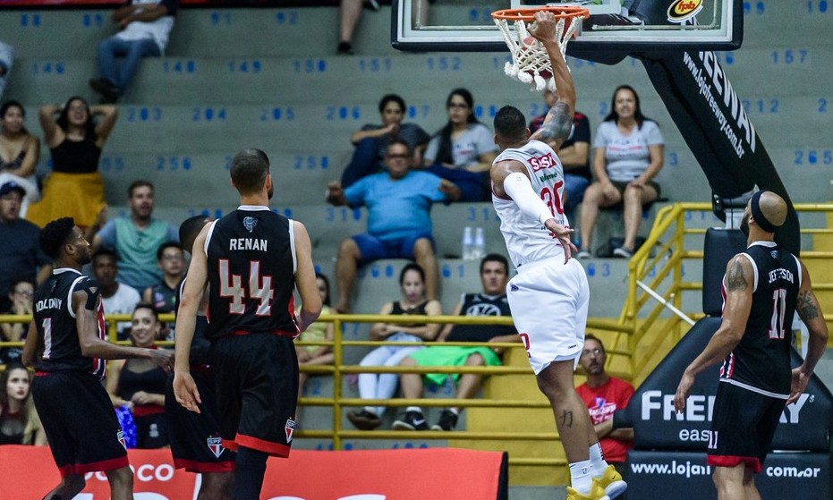 Sesi Franca Basquete só
precisou de dois jogos:
está no playoff final