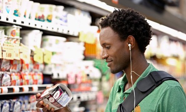 Anvisa vai mudar rótulos de alimentos; saiba como isso impactará sua saúde