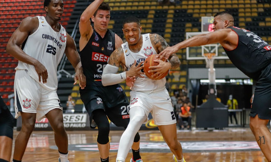 Sesi Franca Basquete volta a enfrentar o Corinthians neste sábado, 19, pelo NBB